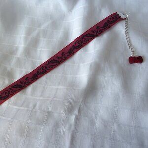 Beautiful handmade reddish-fuschia choker necklace